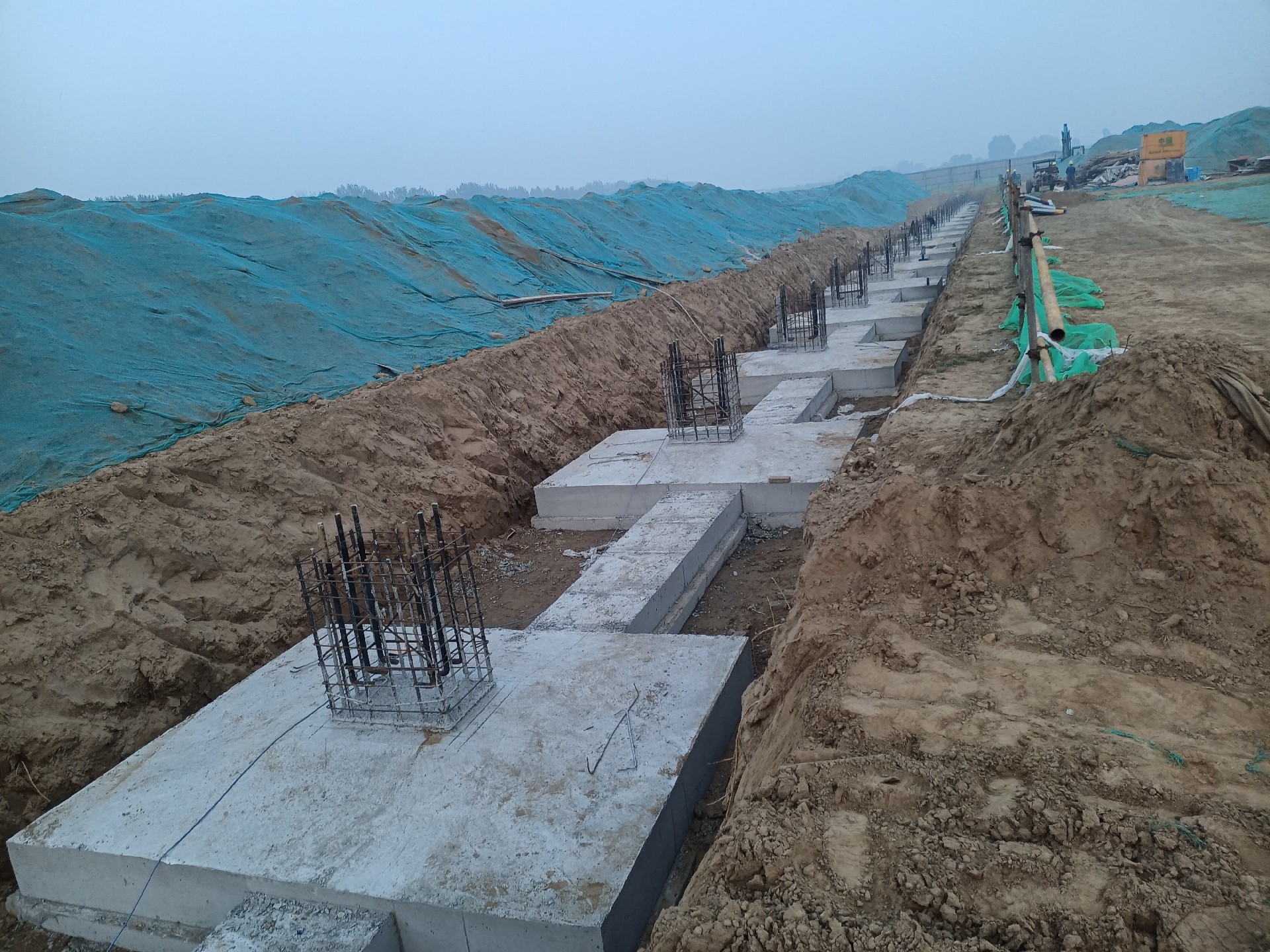 基礎施工2.jpg