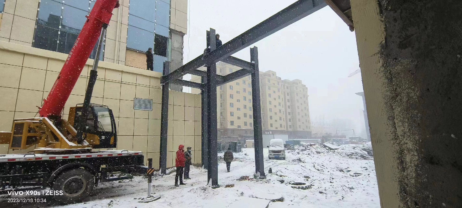 金鼎鋼構風雪不停一支鐵軍 衡水鋼結構廠家