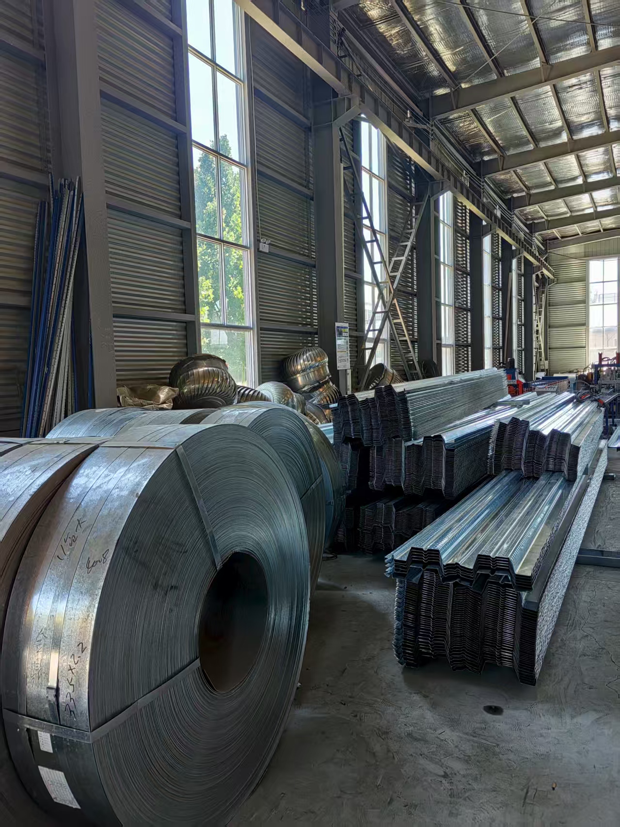 樓承板、墻檁條、熱鍍鋅方管、衡水鋼構加工、方管加工、鋼構加工、金鼎鋼構13131801767